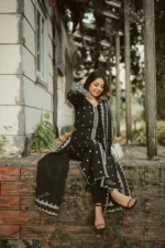 Black Beauty UNSTITCHED - Image 15