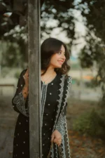 Black Beauty UNSTITCHED - Image 9